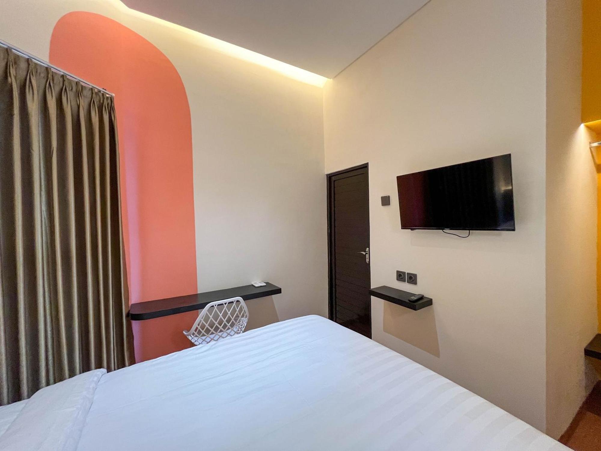 Sans Hotel Premiere Majapahit เซอมารัง ภายนอก รูปภาพ